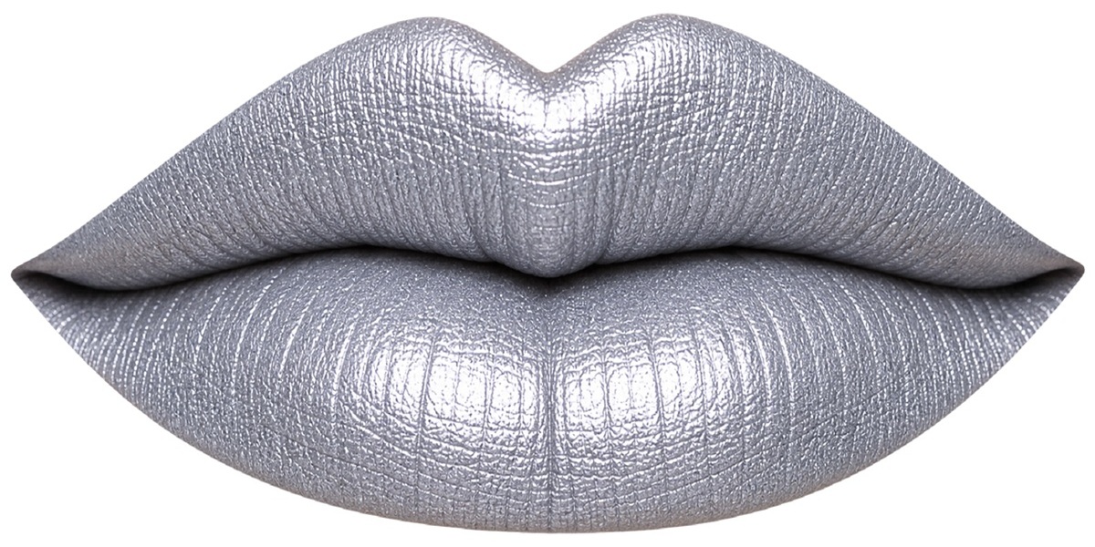 Silver Luster LipSense is a metallic, silvery shade with stunning sparkle and lasts 4-12 hours